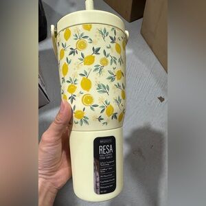BrüMate cream and yellow lemon Tumbler with Design 35oz